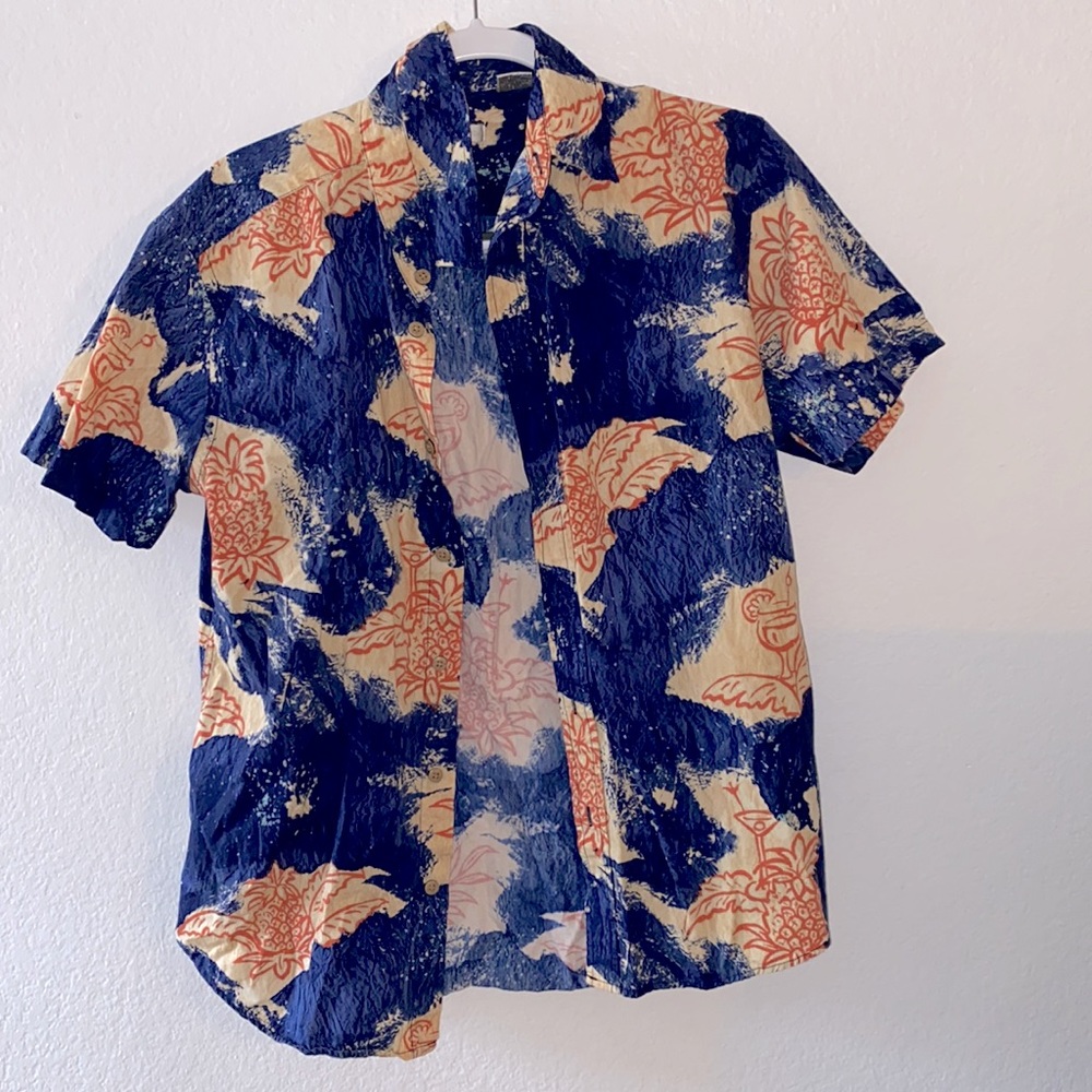 Men’s Hawaiian shirt